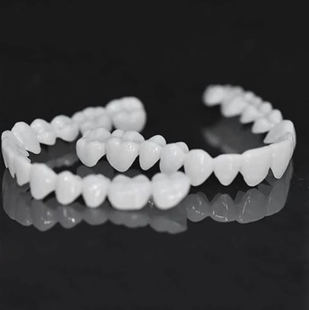 Carro Moda™️ White Teeth Facings | Klikbaar
